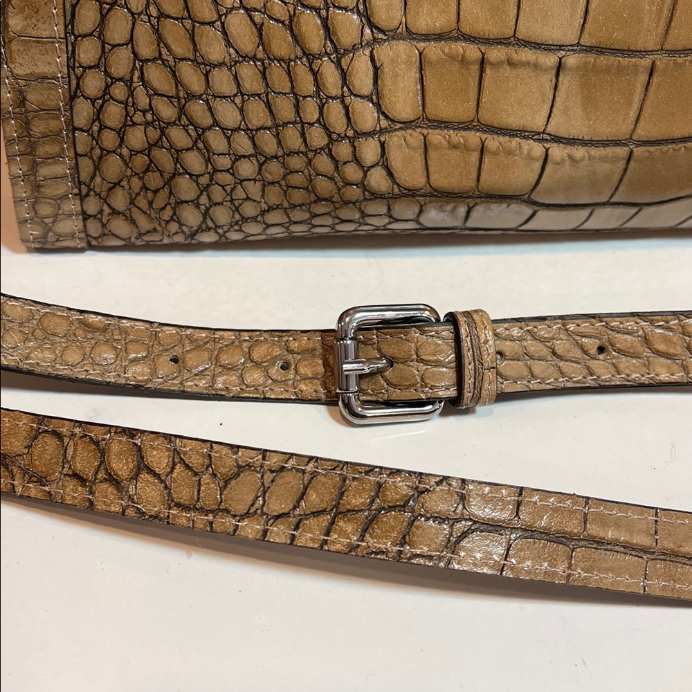 NWT Claudia Firenze Croc Embossed Leather two way carry satchel, crossbody, tote - Picture 10 of 17